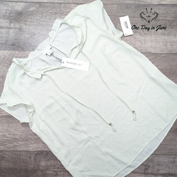 Worthington Short Sleeve Ruffle Top Size M - Picture 1 of 5
